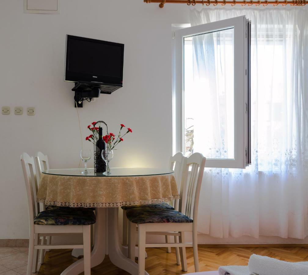 Apartmani Marko Makarska Eksteriør billede