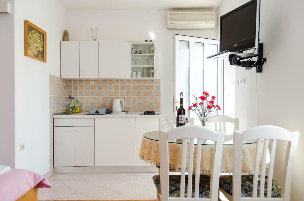 Apartmani Marko Makarska Eksteriør billede