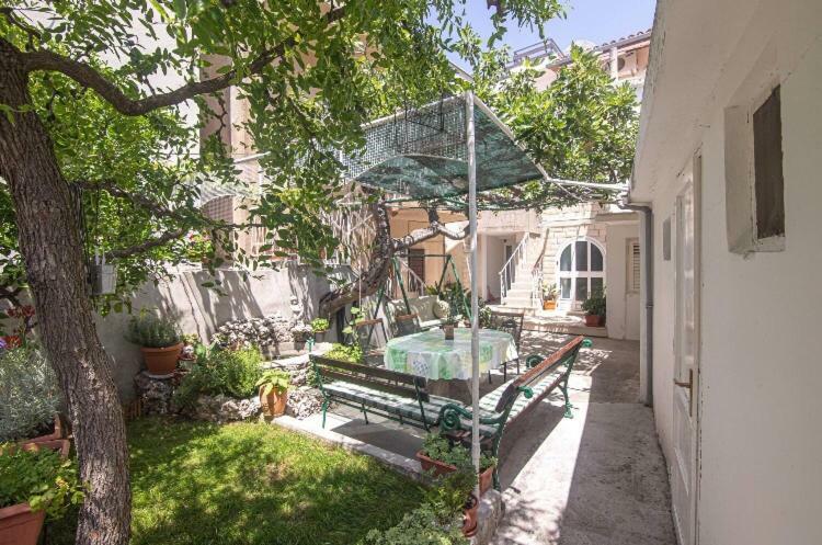 Apartmani Marko Makarska Eksteriør billede